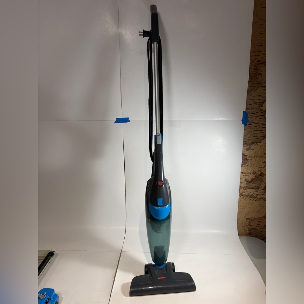 Bissell Vacuum Cleaner Model 2030 Parts & Condition As Pictured